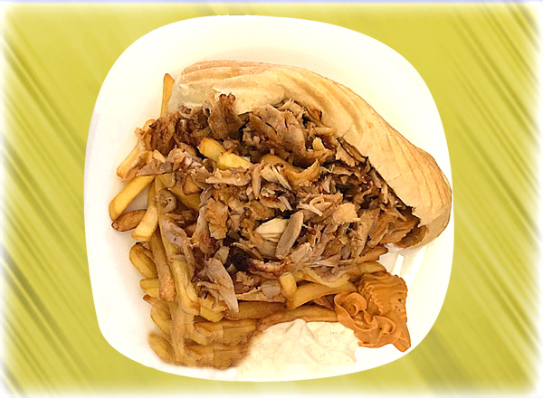menus voici donc la carte des sandwichs, ici le sandwich maxi kebab